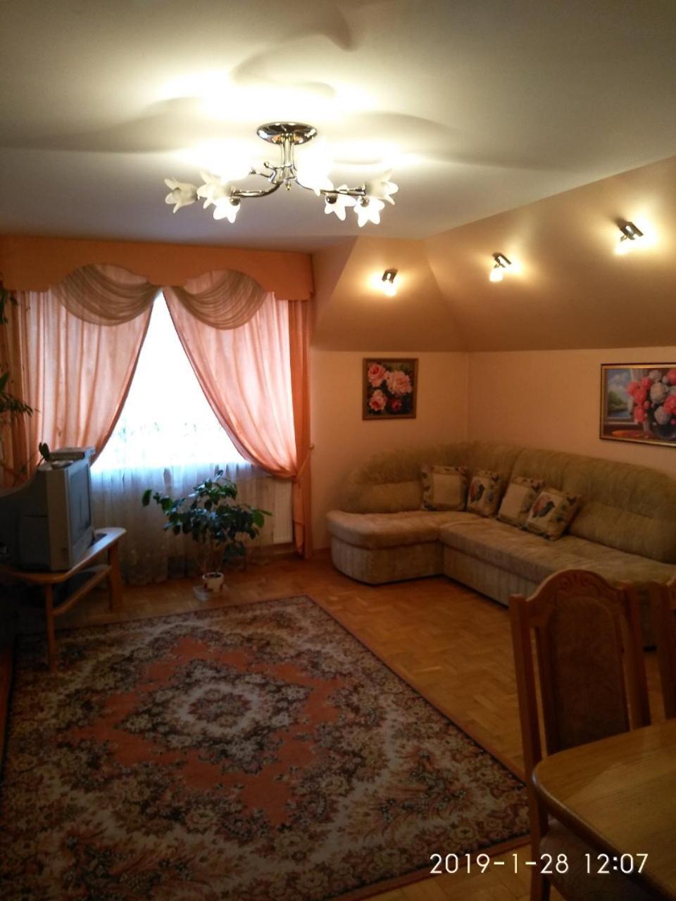Будинок В Центрі Lutsk Bagian luar foto